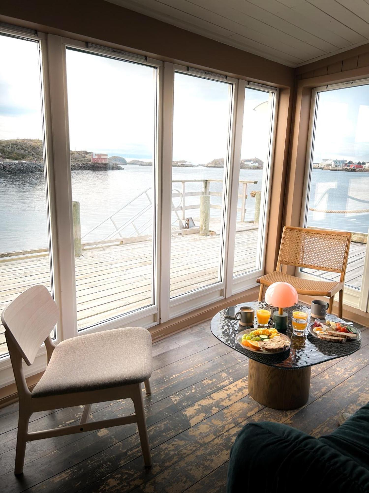 Skata Boutique Hotel Henningsvær Extérieur photo