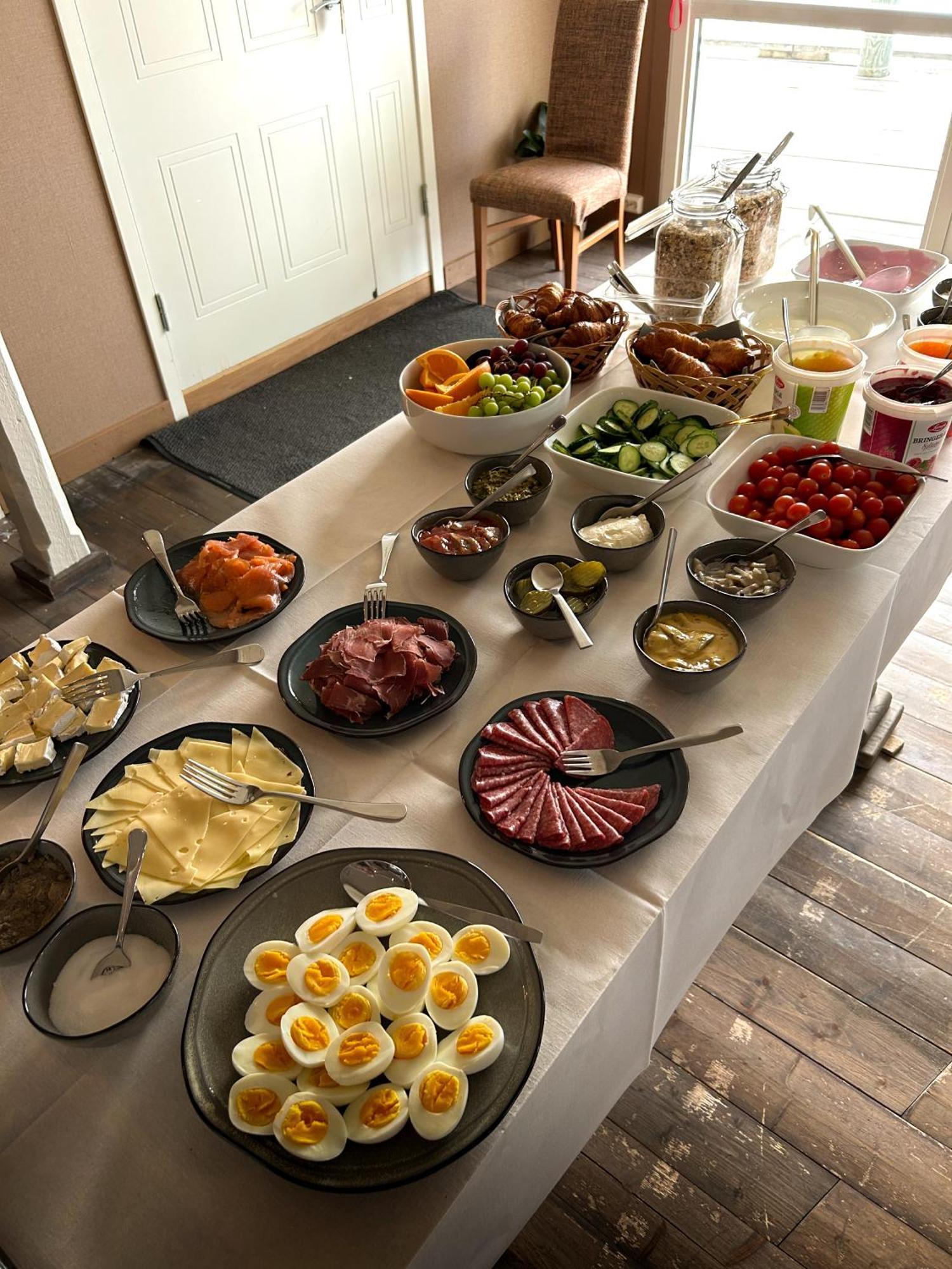 Skata Boutique Hotel Henningsvær Extérieur photo