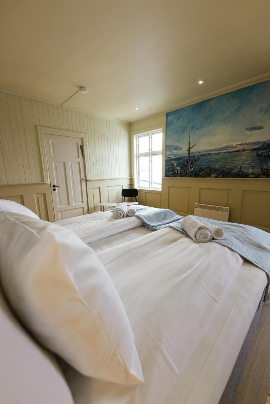 Skata Boutique Hotel Henningsvær Extérieur photo