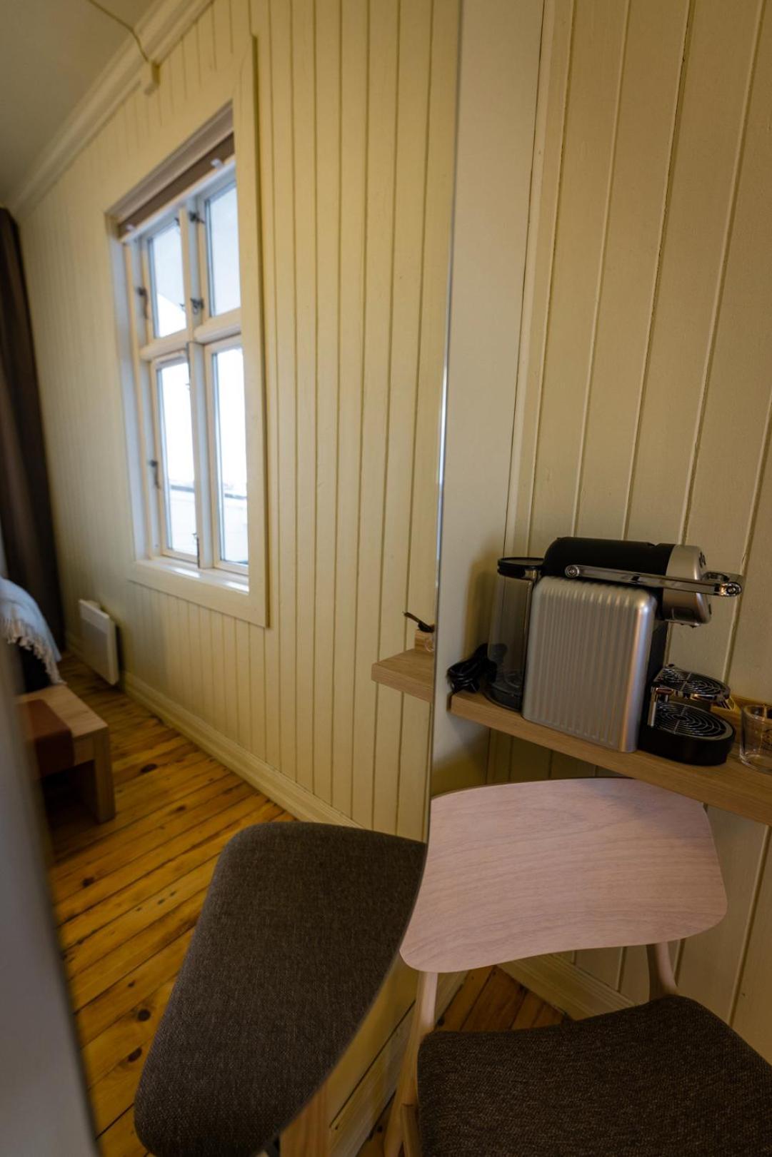 Skata Boutique Hotel Henningsvær Extérieur photo