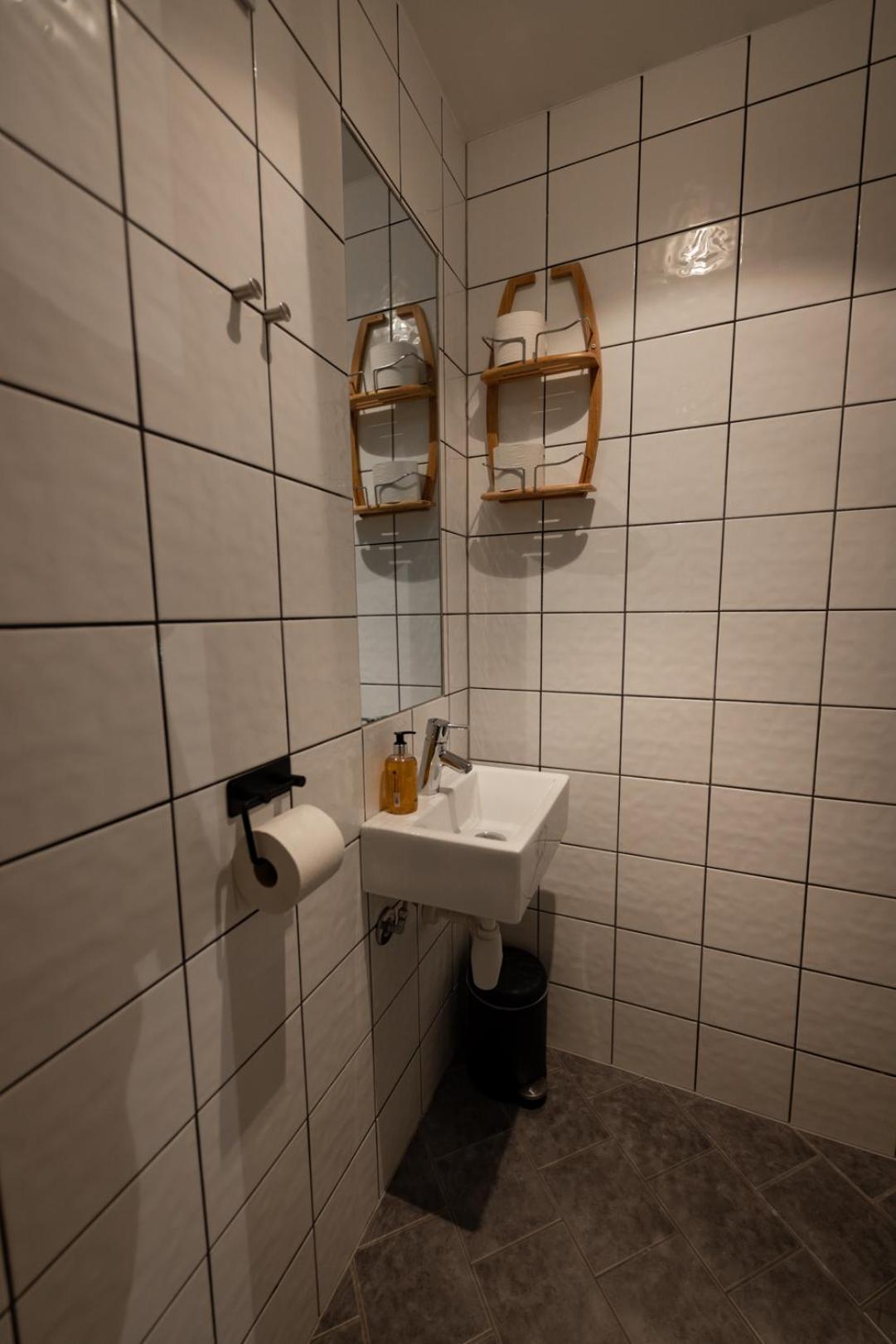 Skata Boutique Hotel Henningsvær Extérieur photo
