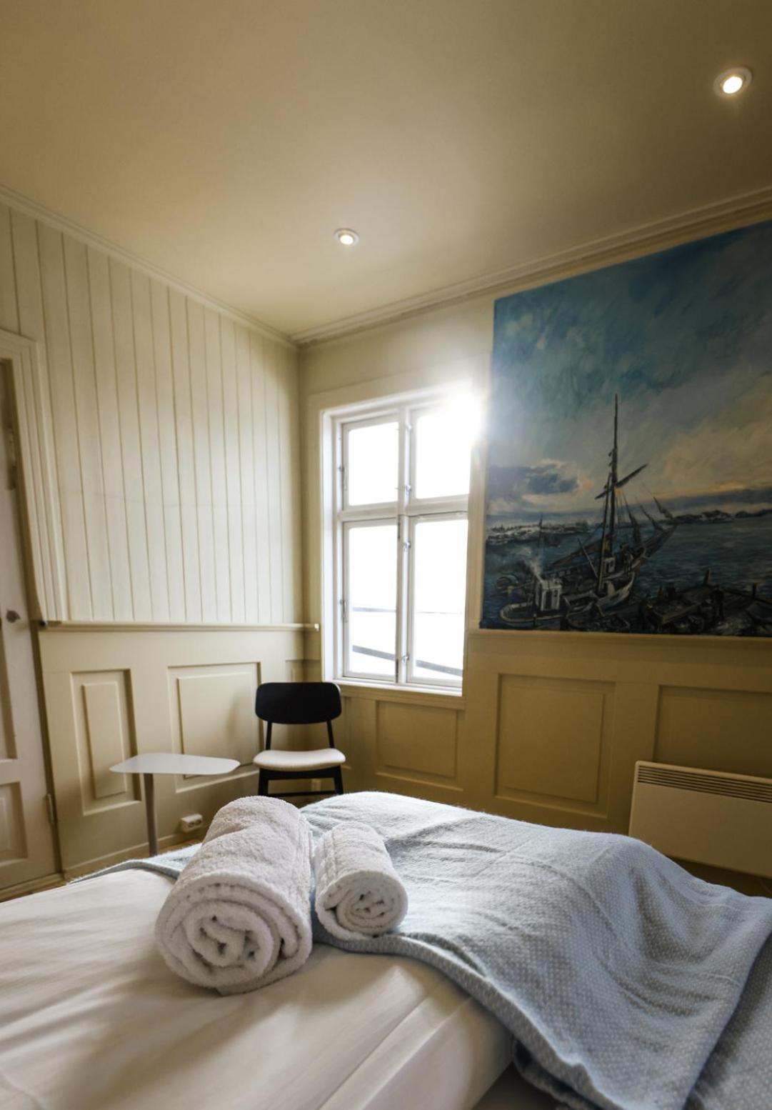 Skata Boutique Hotel Henningsvær Extérieur photo